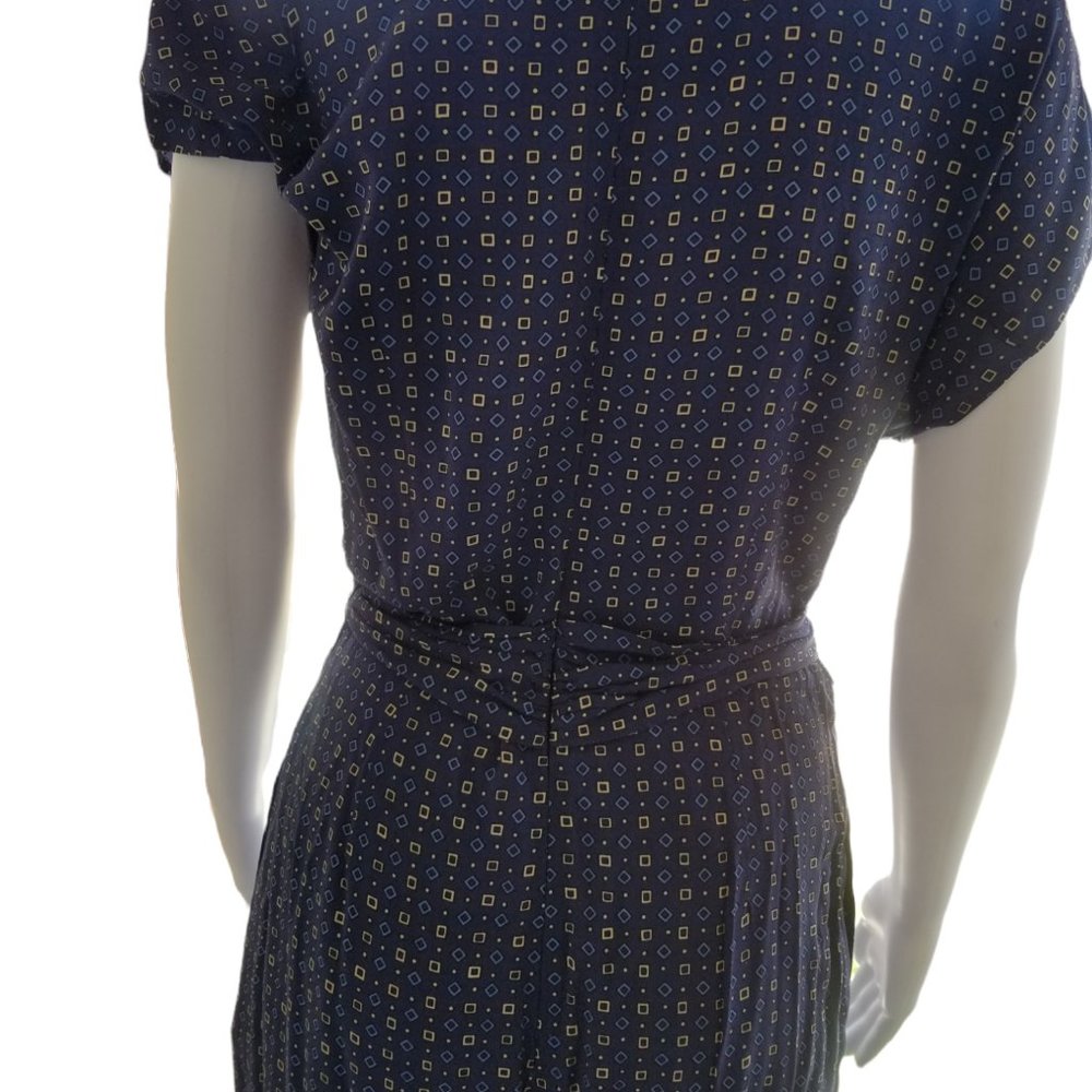 Jumpsuit - Picture 5 of 16